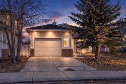 120 Creek Gardens Place NW Airdrie, AB T4B 2P7