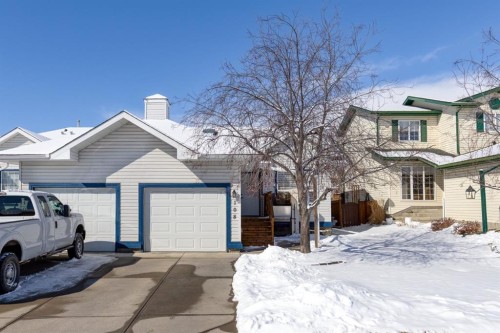 108 Quigley Close, Cochrane, AB - Outdoor