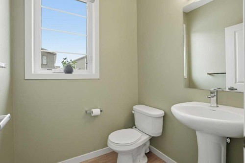 349 Walden Drive Se, Calgary, AB - Indoor Photo Showing Bathroom