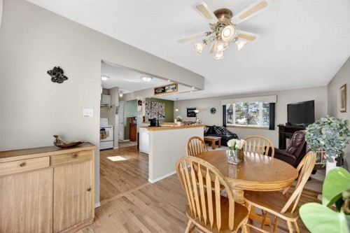 152 Maddock Way Ne, Calgary, AB - Indoor Photo Showing Dining Room
