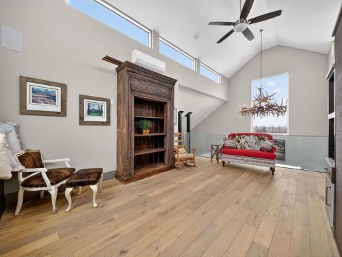 1015 11 Street Se, Calgary, AB - Indoor