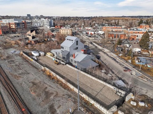 1015 11 Street Se, Calgary, AB - Outdoor With View
