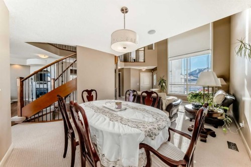273 Everglade Circle Sw, Calgary, AB - Indoor Photo Showing Dining Room
