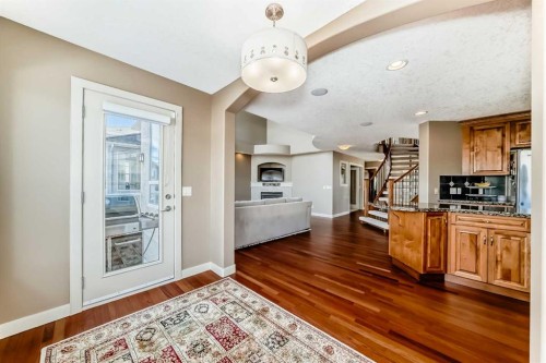 273 Everglade Circle Sw, Calgary, AB - Indoor