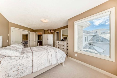 273 Everglade Circle Sw, Calgary, AB - Indoor Photo Showing Bedroom