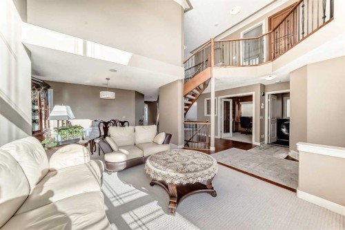 273 Everglade Circle Sw, Calgary, AB - Indoor