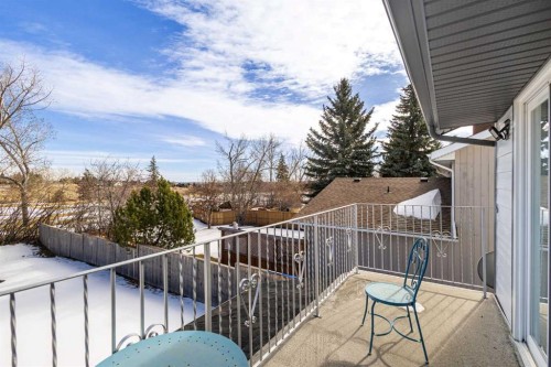 40 Wood Crescent Sw, Calgary, AB - Outdoor With Balcony With Exterior