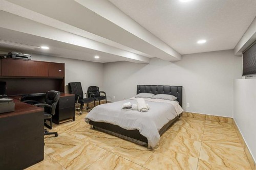 40 Wood Crescent Sw, Calgary, AB - Indoor