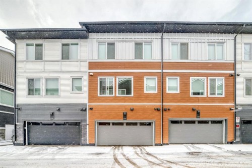 202 Creekstone Drive Sw, Calgary, AB - Outdoor With Exterior