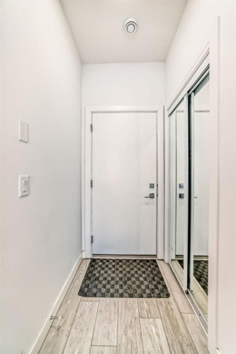 202 Creekstone Drive Sw, Calgary, AB - Indoor Photo Showing Other Room