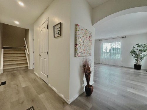 139 Bridlewood Circle Sw, Calgary, AB - Indoor Photo Showing Other Room