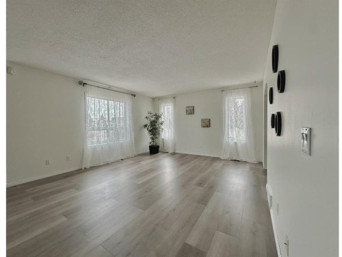 139 Bridlewood Circle Sw, Calgary, AB - Indoor Photo Showing Other Room