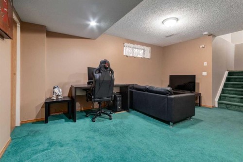 168 Mt Apex Green Se, Calgary, AB - Indoor