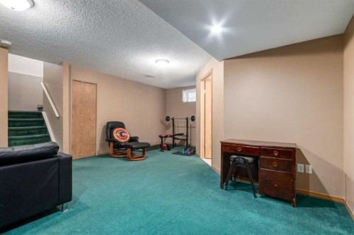 168 Mt Apex Green Se, Calgary, AB - Indoor