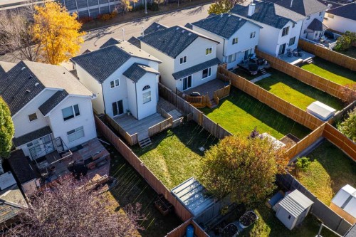 168 Mt Apex Green Se, Calgary, AB - Outdoor