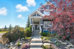 1 River Heights Green  Cochrane, AB T4C 0J6