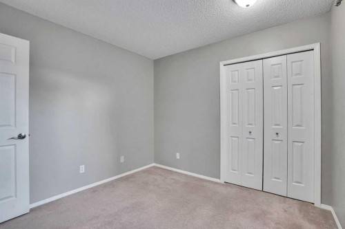 170 Citadel Gardens Nw, Calgary, AB - Indoor Photo Showing Other Room
