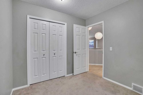 170 Citadel Gardens Nw, Calgary, AB - Indoor