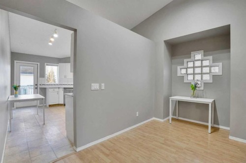 170 Citadel Gardens Nw, Calgary, AB - Indoor Photo Showing Other Room