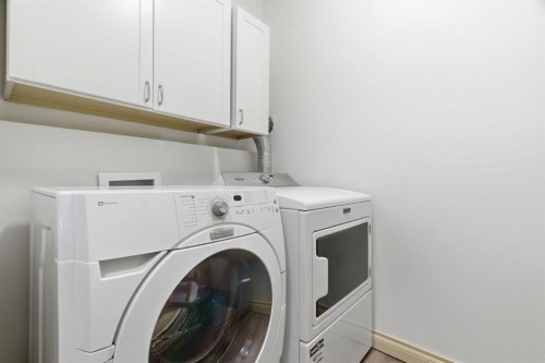 329 Douglas Ridge Circle Se, Calgary, AB - Indoor Photo Showing Laundry Room