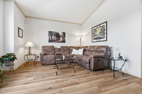329 Douglas Ridge Circle Se, Calgary, AB - Indoor Photo Showing Living Room