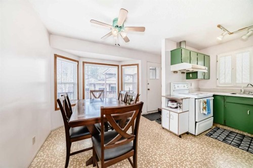 224 Berwick Way Nw, Calgary, AB - Indoor