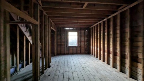 2916 17 Street Se, Calgary, AB - Indoor Photo Showing Other Room