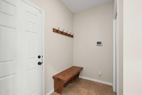29 Royal Birkdale Drive Nw, Calgary, AB - Indoor Photo Showing Other Room