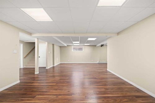 29 Royal Birkdale Drive Nw, Calgary, AB - Indoor