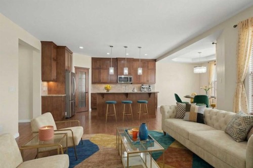 29 Royal Birkdale Drive Nw, Calgary, AB - Indoor Photo Showing Living Room