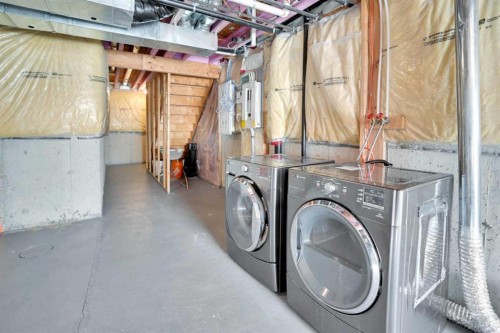 137 Pantego Lane Nw, Calgary, AB - Indoor Photo Showing Laundry Room