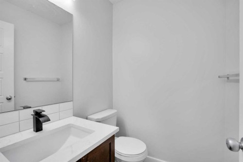 137 Pantego Lane Nw, Calgary, AB - Indoor Photo Showing Bathroom