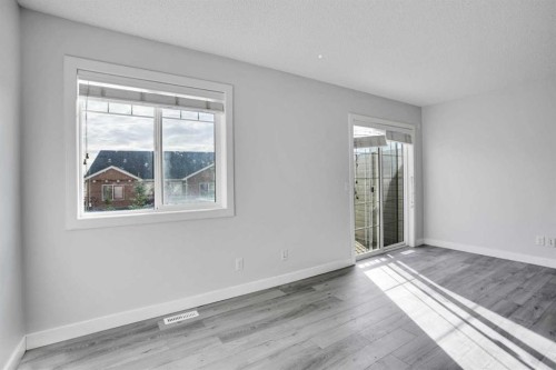 137 Pantego Lane Nw, Calgary, AB - Indoor Photo Showing Other Room