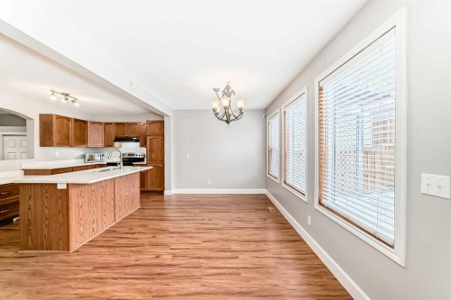 31 Coventry Road Ne, Calgary, AB - Indoor Photo Showing Kitchen