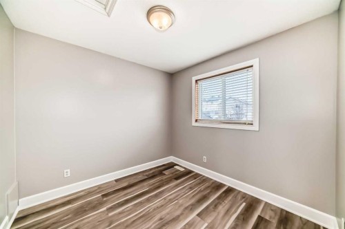 31 Coventry Road Ne, Calgary, AB - Indoor Photo Showing Other Room