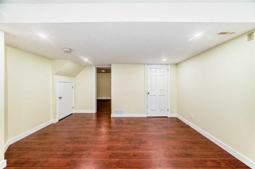 31 Coventry Road Ne, Calgary, AB - Indoor Photo Showing Other Room