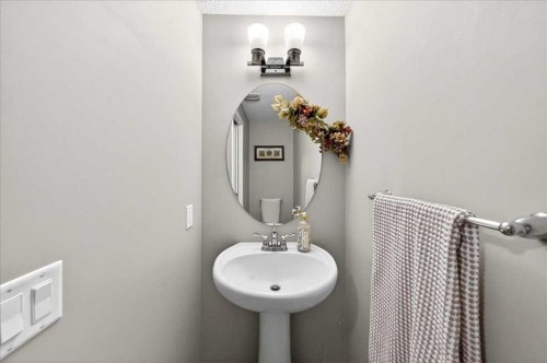 30 Cityscape Grove Ne, Calgary, AB - Indoor Photo Showing Bathroom
