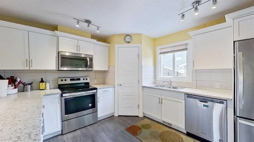 109 Heartland Boulevard, Cochrane, AB 