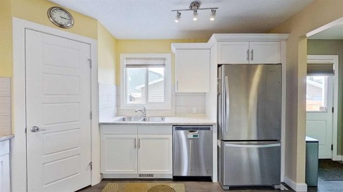 109 Heartland Boulevard, Cochrane, AB 