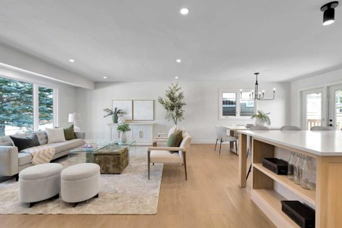 928 Lake Twintree Crescent Se, Calgary, AB - Indoor Photo Showing Living Room