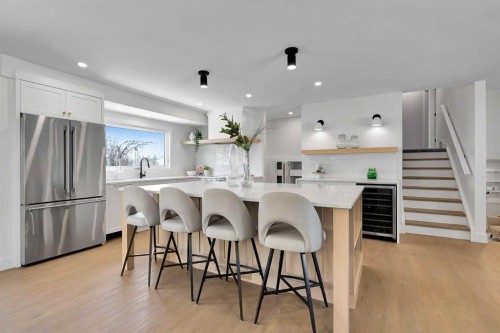 928 Lake Twintree Crescent Se, Calgary, AB - Indoor