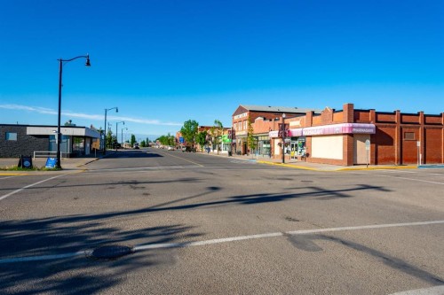 29 Sandpiper Drive, Didsbury, AB - Outdoor