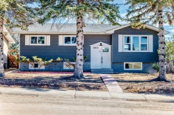 10832 7 Street SW Calgary, AB T2W 0G5