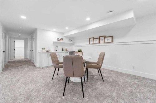 10404 Maplemont Road Se, Calgary, AB - Indoor Photo Showing Dining Room