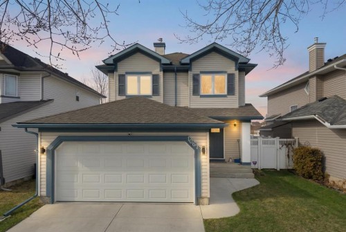1067 Coventry Drive Ne, Calgary, AB - Outdoor