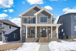 6 Elderberry Way  Rural Rocky View County, AB T3Z 0G3