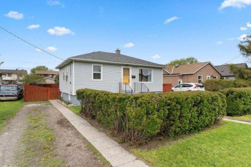 7639 Ogden Road Se, Calgary, AB - Outdoor