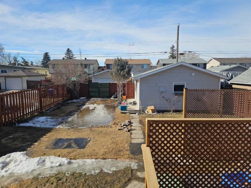 7639 Ogden Road Se, Calgary, AB - Outdoor