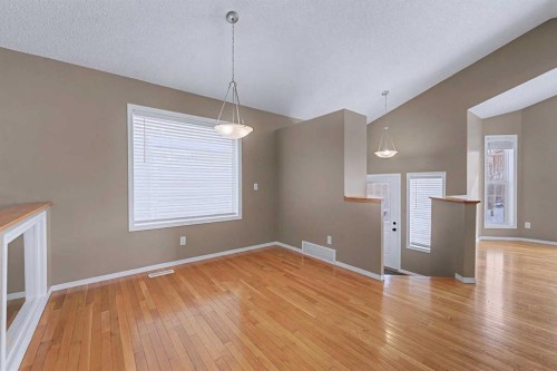 522 Evermeadow Road Sw, Calgary, AB - Indoor Photo Showing Other Room