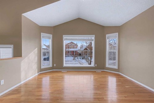 522 Evermeadow Road Sw, Calgary, AB - Indoor Photo Showing Other Room